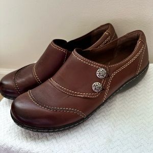 NWOT CLARKS WOMENS SHOES